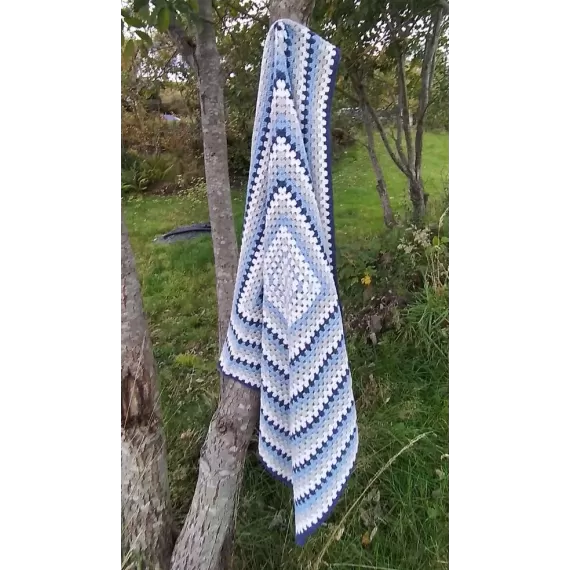 HEKLET  BABYTEPPE   ALPAKKA FLERFARGET
