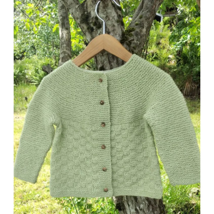 HÅNDSTRIKKET BABYJAKKE MERINOULL LUKAS  3 - 6 MNDR