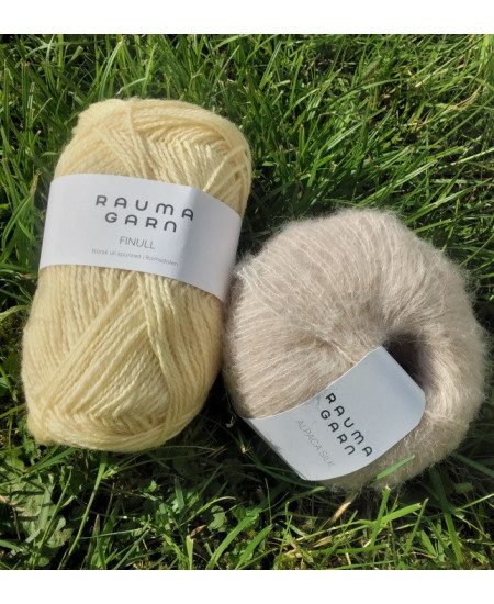 STRIKKEPAKKE KATRINE VENDBAR LUE KREMGUL/BEIGE