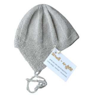 Strikket babylue Sivert ull