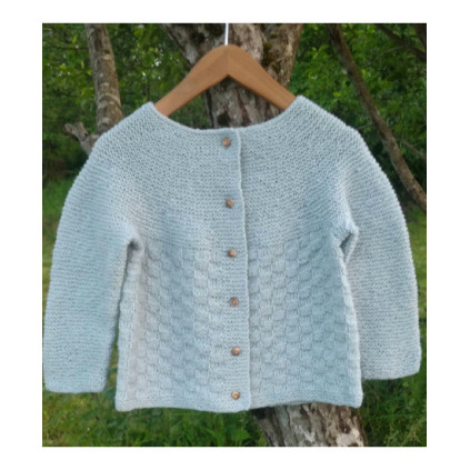 HÅNDSTRIKKET BABYJAKKE LAMMEULL   LUKAS   9 - 12 MNDR