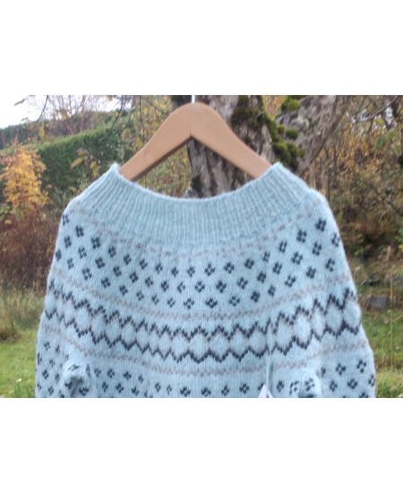 STRIKKEOPPSKRIFT  SKOG  GENSER - BARN